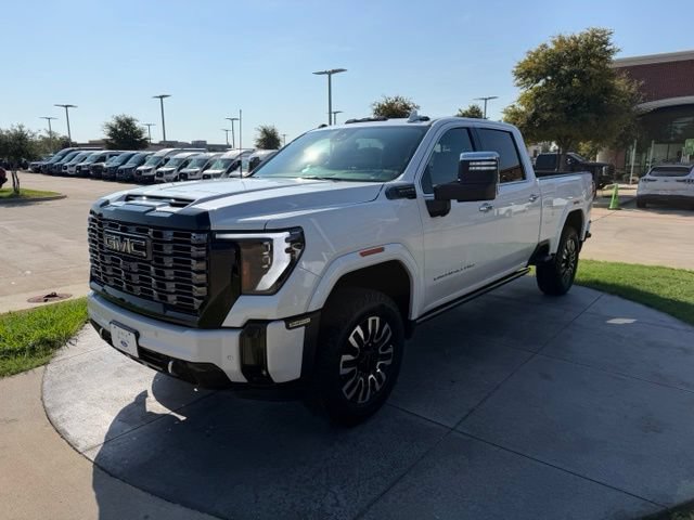 Used 2025 GMC Sierra 2500 Denali Ultimate AWD/4WD image 3