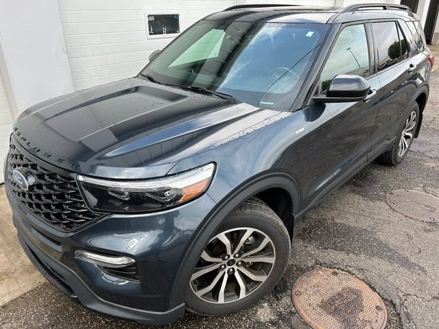 Certified 2023 Ford Explorer ST-Line w/ Class IV Trailer Tow Package