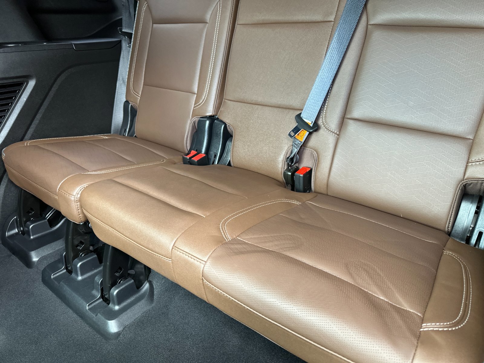 Used 2023 Chevrolet Tahoe High Country image 15