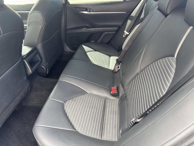 Used 2018 Toyota Camry SE FWD image 13