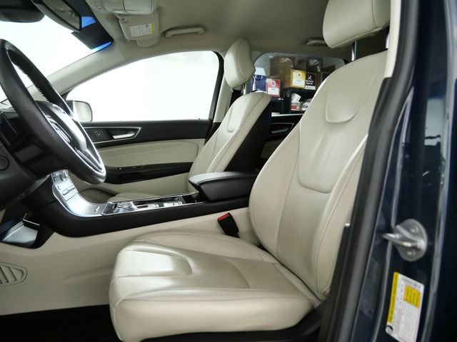 Certified 2019 Ford Edge Titanium w/ Cold Weather Package image 17