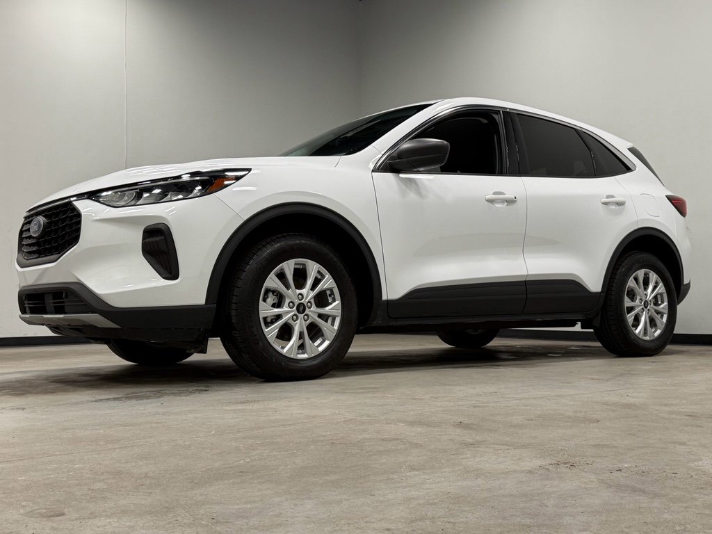 Certified 2024 Ford Escape Active image 4