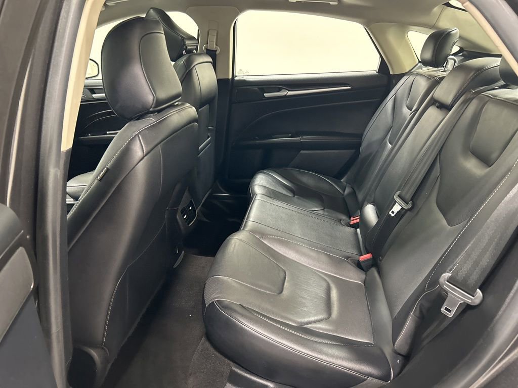 Certified 2020 Ford Fusion Titanium AWD/4WD image 27