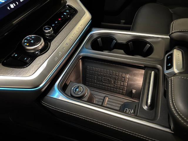 Certified 2025 Ford Expedition Max Platinum AWD/4WD image 32