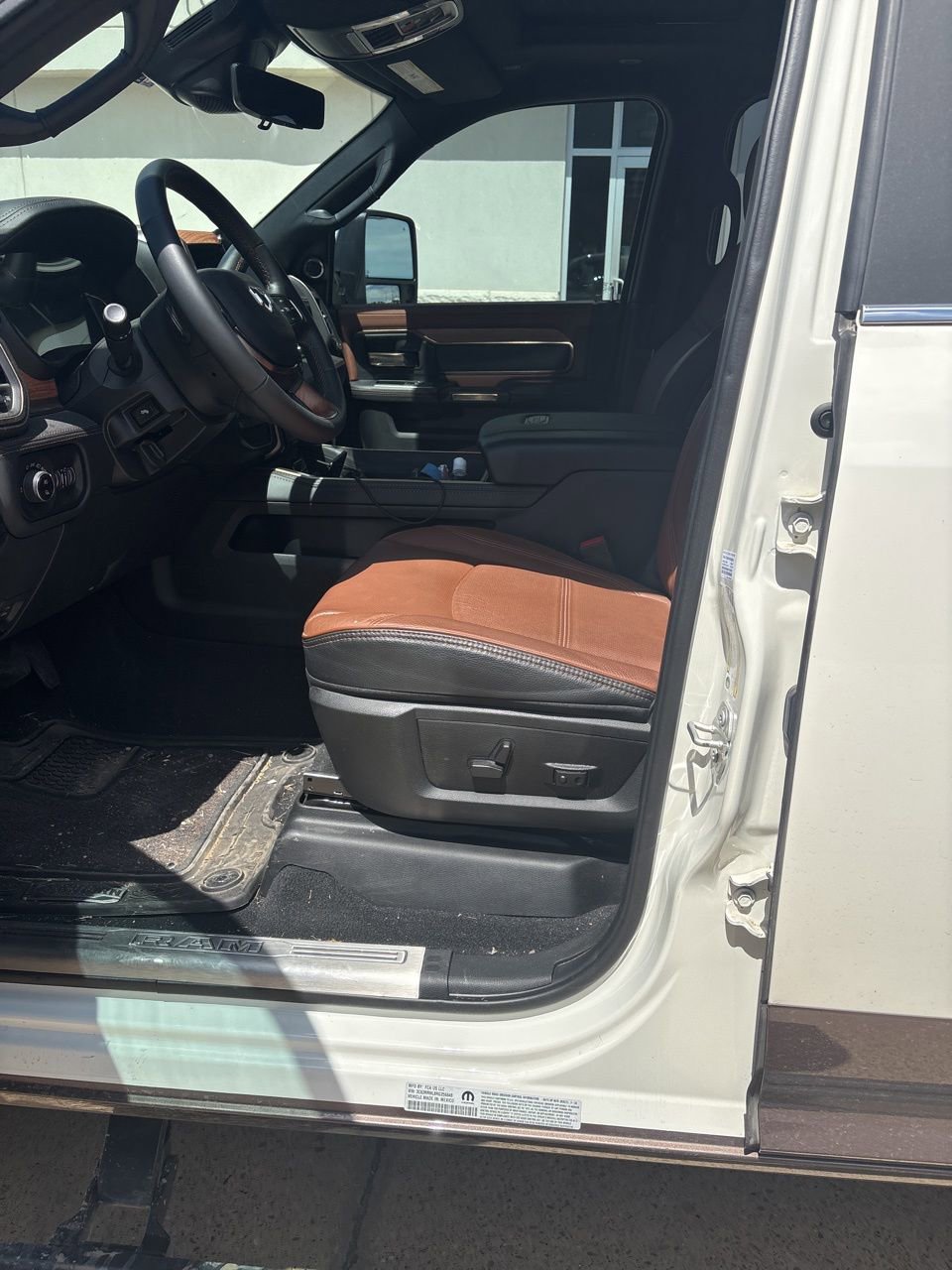 Used 2024 RAM 3500 Limited w/ Safety Group image 6