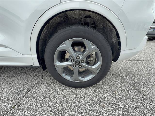 Certified 2023 Ford Escape ST-Line w/ Tech Pack #1 AWD/4WD image 22