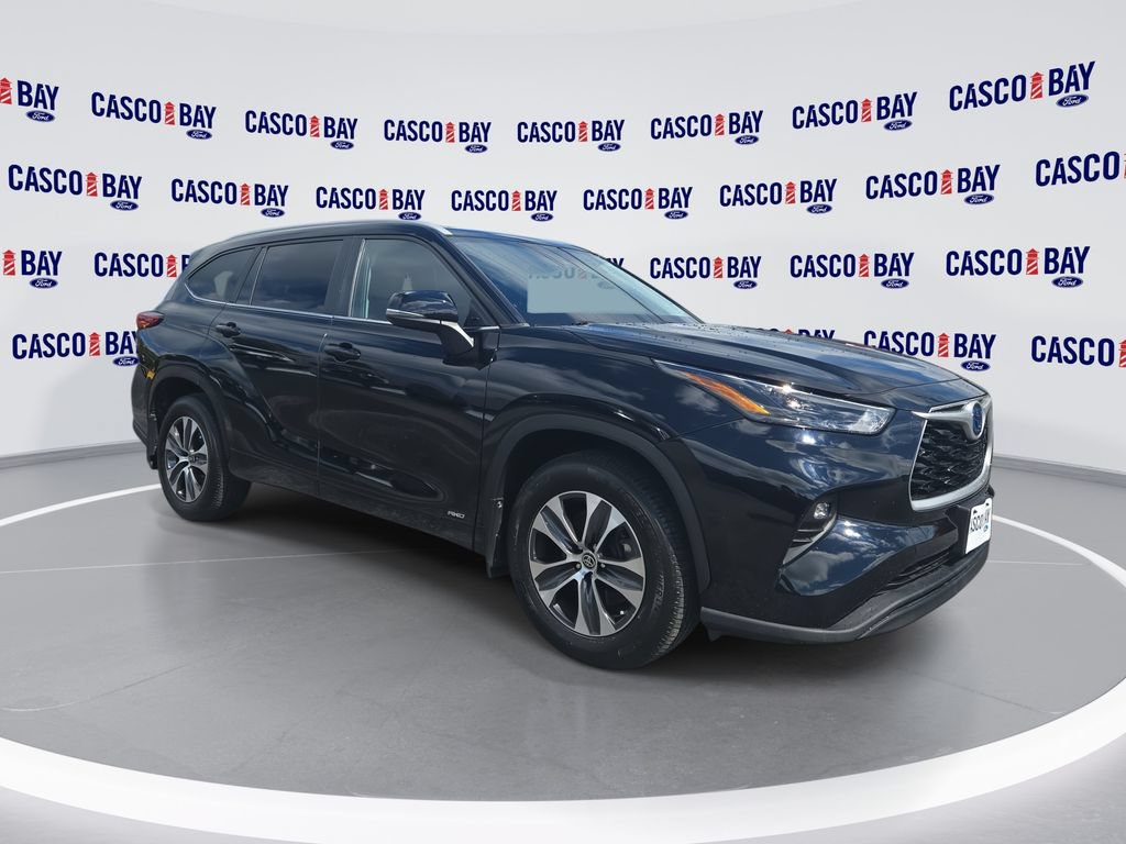 Used 2023 Toyota Highlander XLE