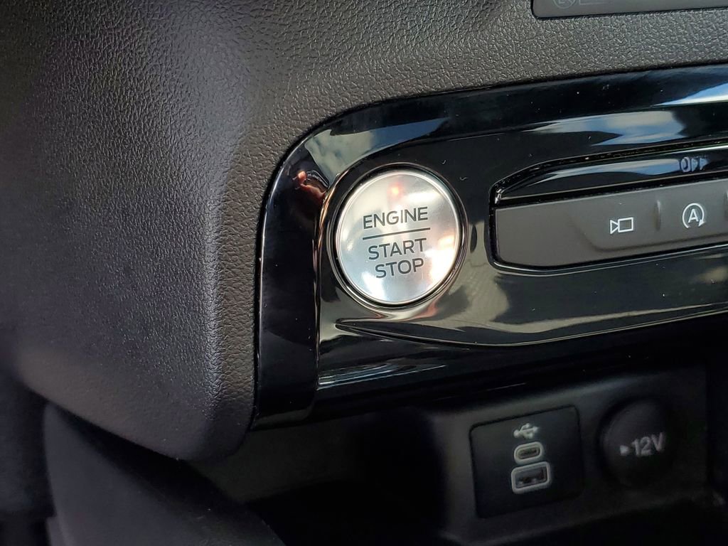 Certified 2024 Ford Escape ST-Line Select w/ Tech Pack #2 image 19