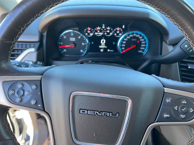 Used 2020 GMC Yukon Denali w/ Open Road Package AWD/4WD image 19