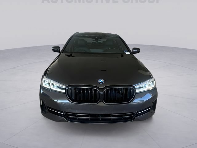 Used 2023 BMW 530e xDrive w/ Premium Package AWD/4WD image 8