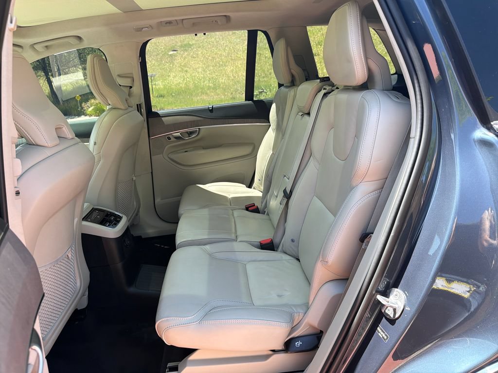 Used 2023 Volvo XC90 T8 Ultimate w/ Lounge Package AWD/4WD image 24