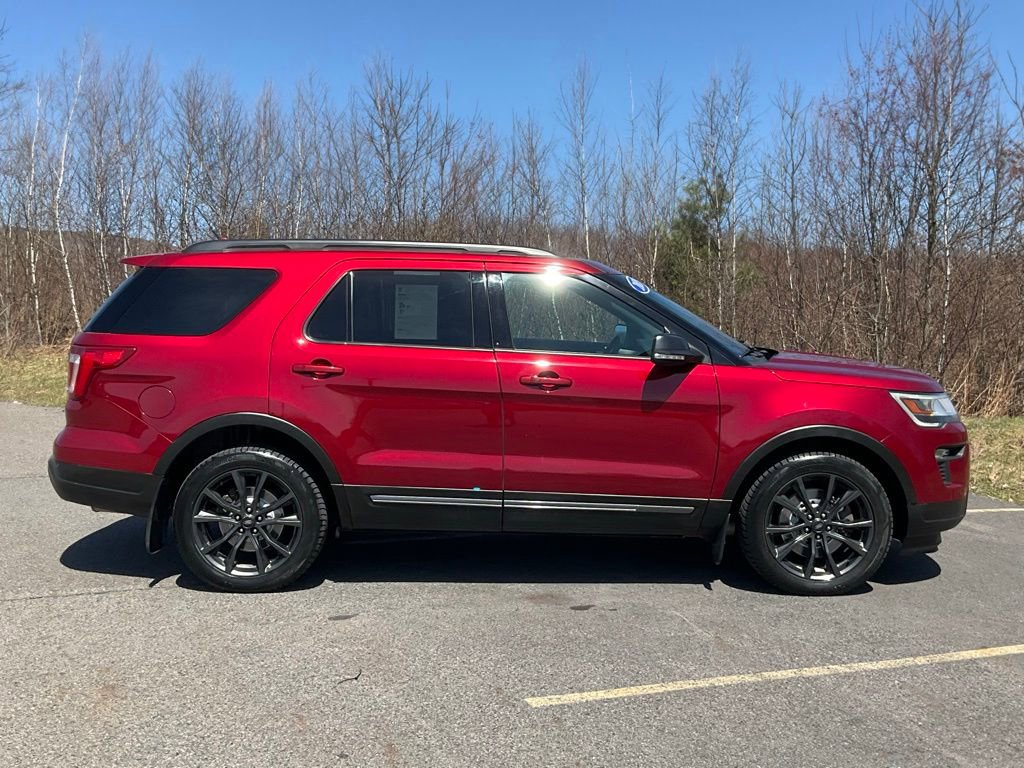 Certified 2019 Ford Explorer XLT w/ Equipment Group 202A image 26