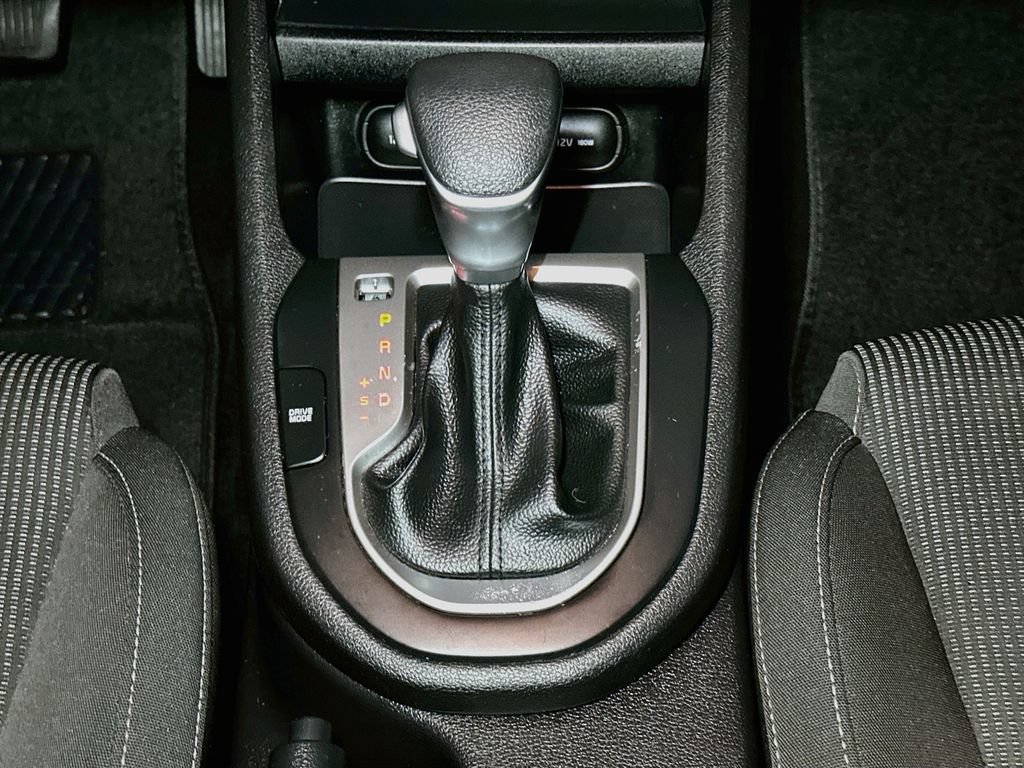 Used 2021 Kia Forte LXS FWD image 17