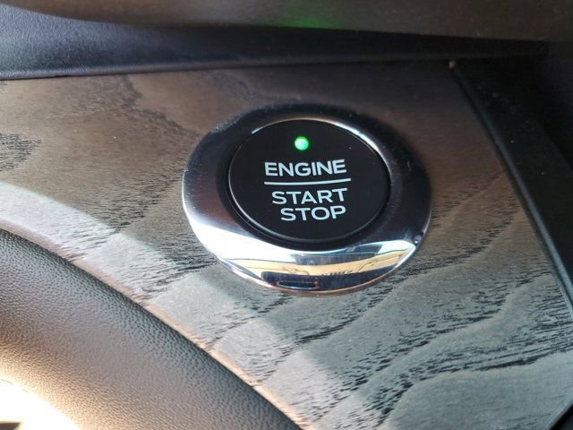 Certified 2020 Ford Explorer Platinum w/ Premium Technology Package image 30