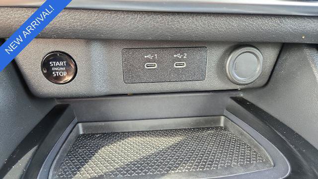 Used 2024 Nissan Rogue S AWD/4WD image 17