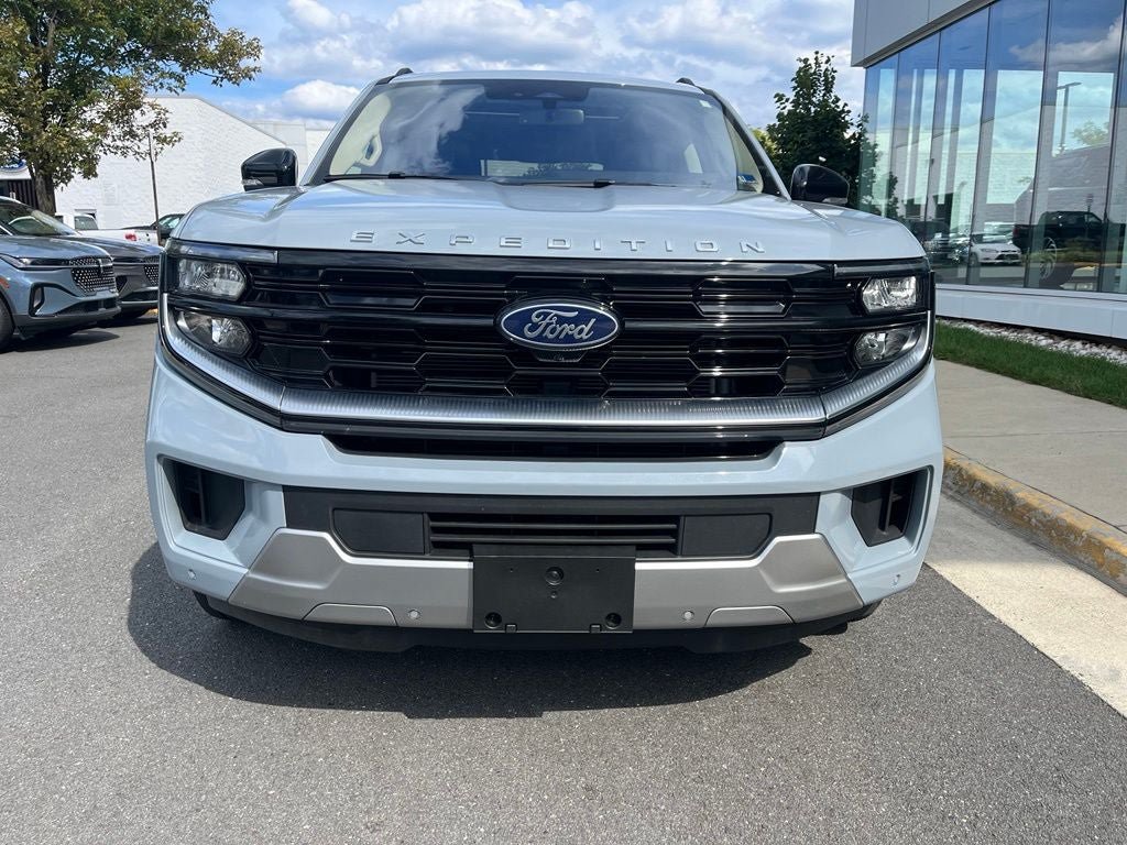 Certified 2025 Ford Expedition Max Platinum w/ Driver's Package AWD/4WD image 2