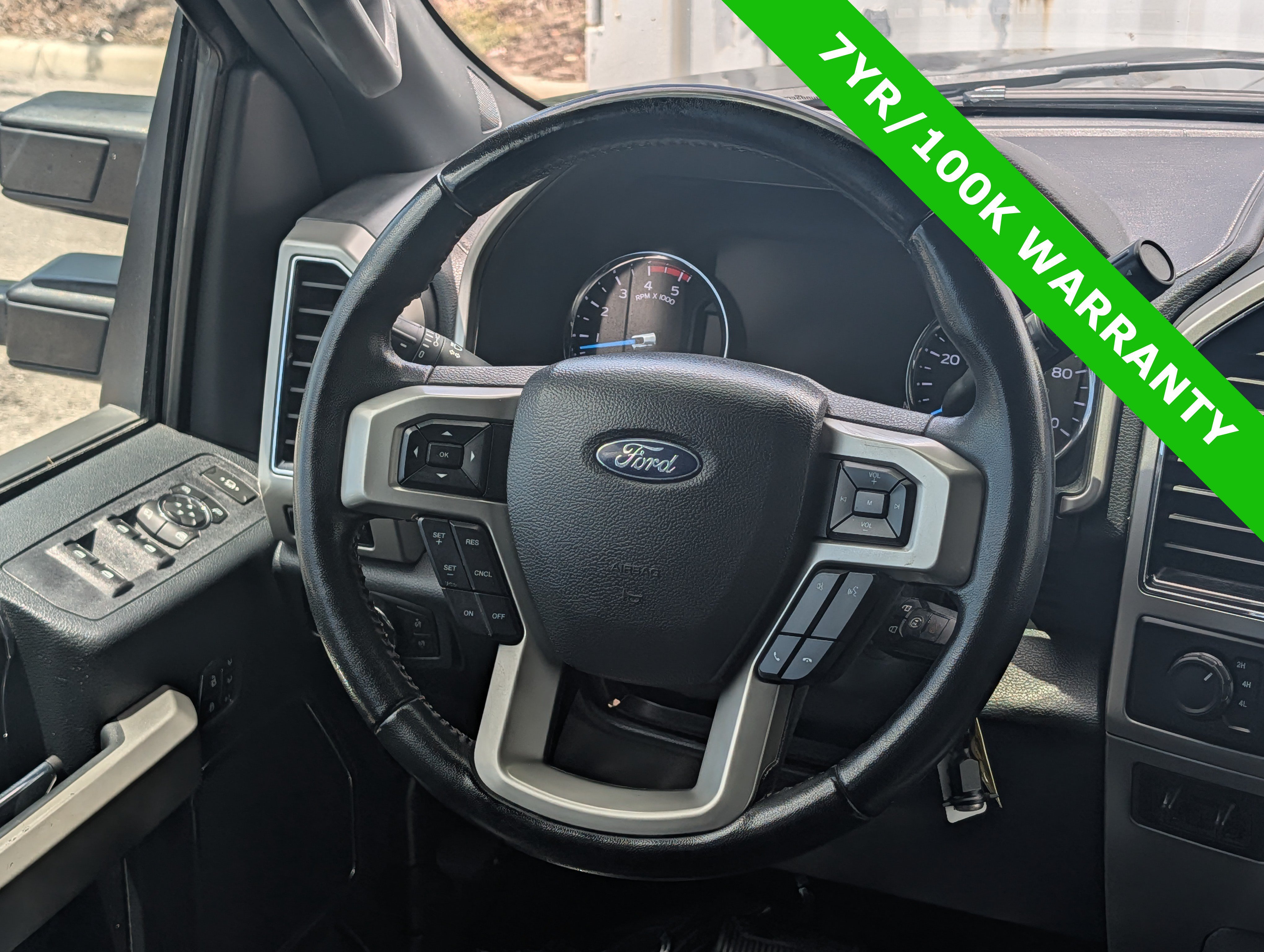 Certified 2022 Ford F450 Lariat w/ Lariat Value Package AWD/4WD image 17