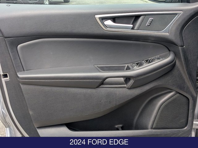 Certified 2024 Ford Edge SEL AWD/4WD image 10