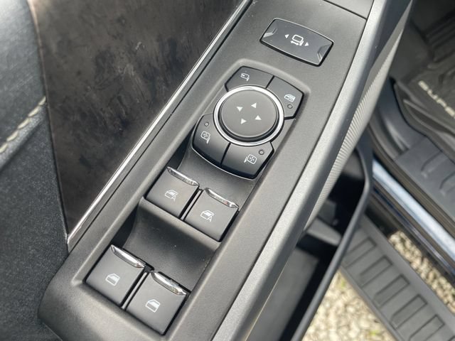 Certified 2024 Ford F250 Lariat w/ Black Appearance Package AWD/4WD image 25