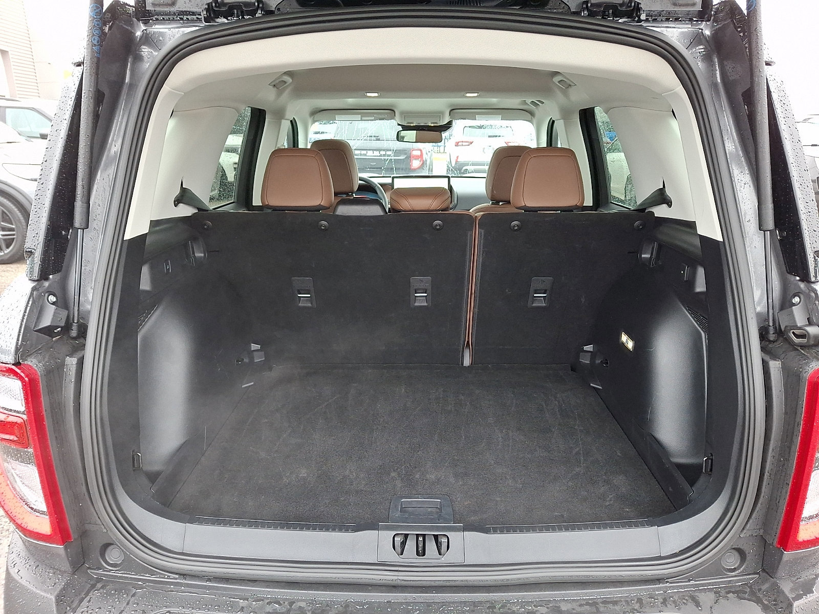 Certified 2025 Ford Bronco Sport Outer Banks w/ Outer Banks Tech Package+ image 32