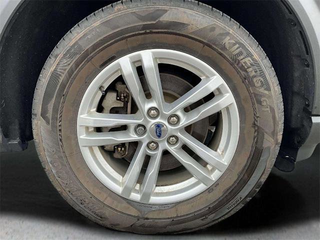 Certified 2022 Ford Explorer XLT w/ Class IV Trailer Tow Package image 26