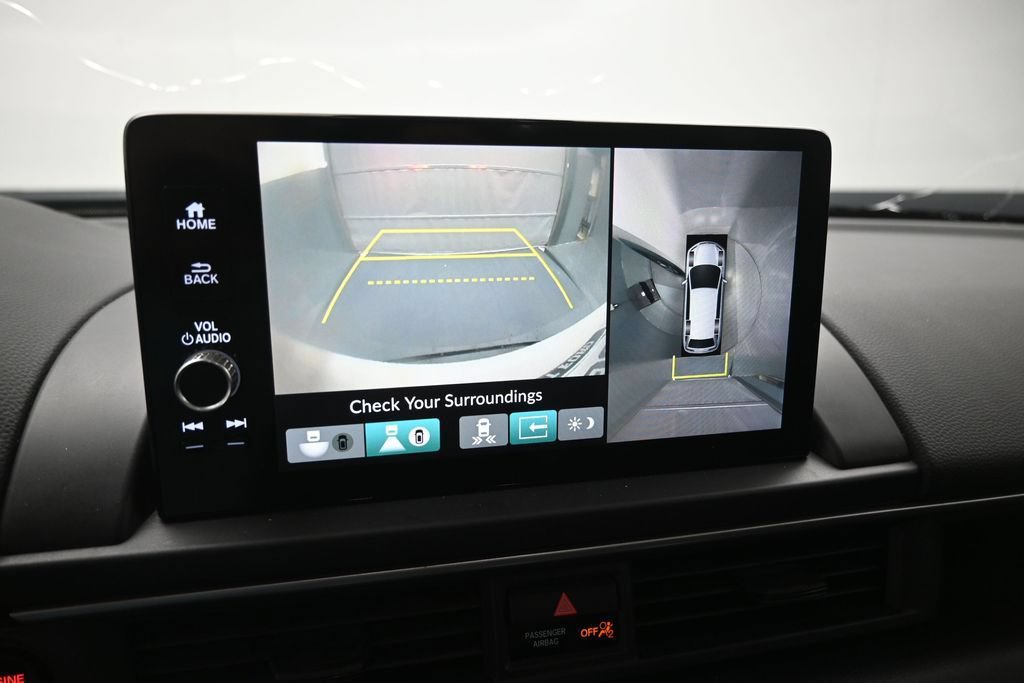 Used 2023 Honda Pilot Elite image 3