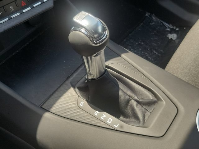 Certified 2026 Ford Mustang Convertible RWD image 25