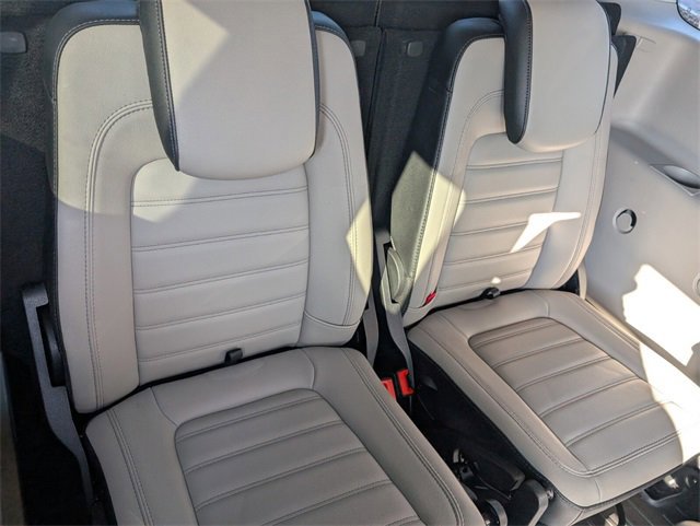 Certified 2023 Ford Transit Connect Titanium w/ Trailer Tow Package image 15