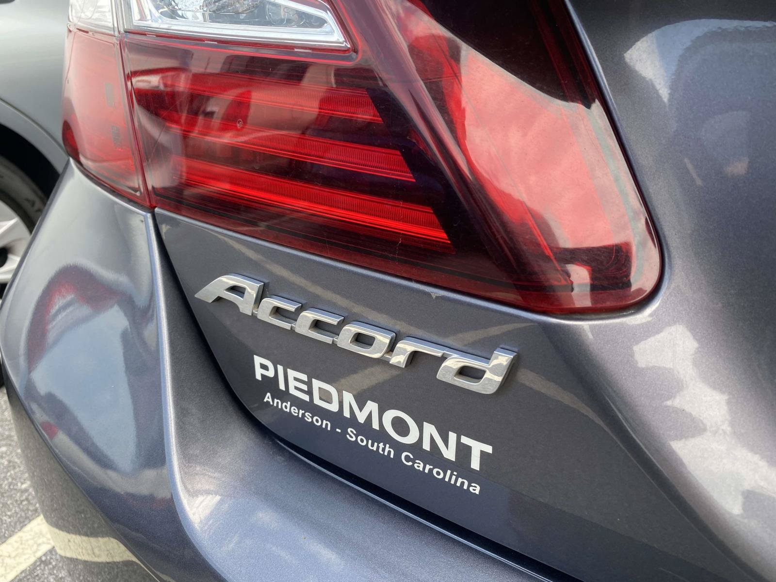 Used 2017 Honda Accord LX image 11