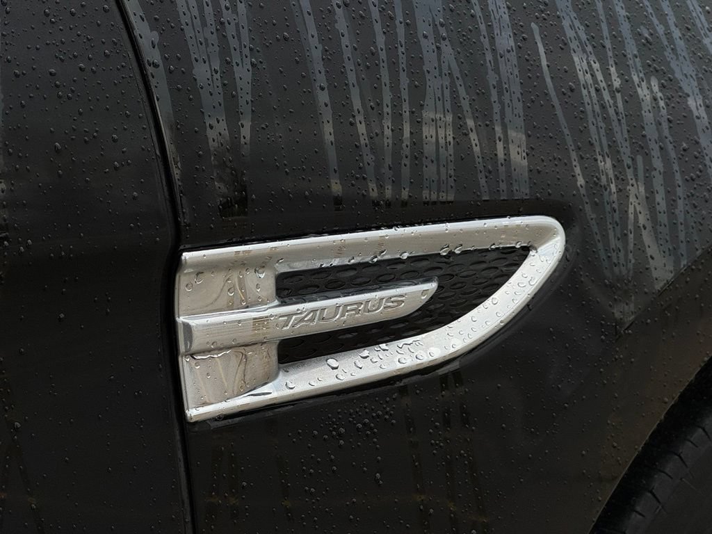 Certified 2018 Ford Taurus SEL AWD/4WD image 45