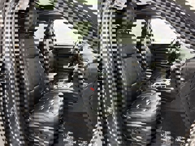 Certified 2022 Ford Explorer XLT w/ Equipment Group 202A image 17