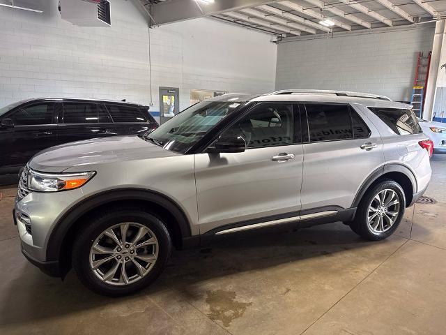 Certified 2023 Ford Explorer Limited w/ Equipment Group 301A AWD/4WD image 4