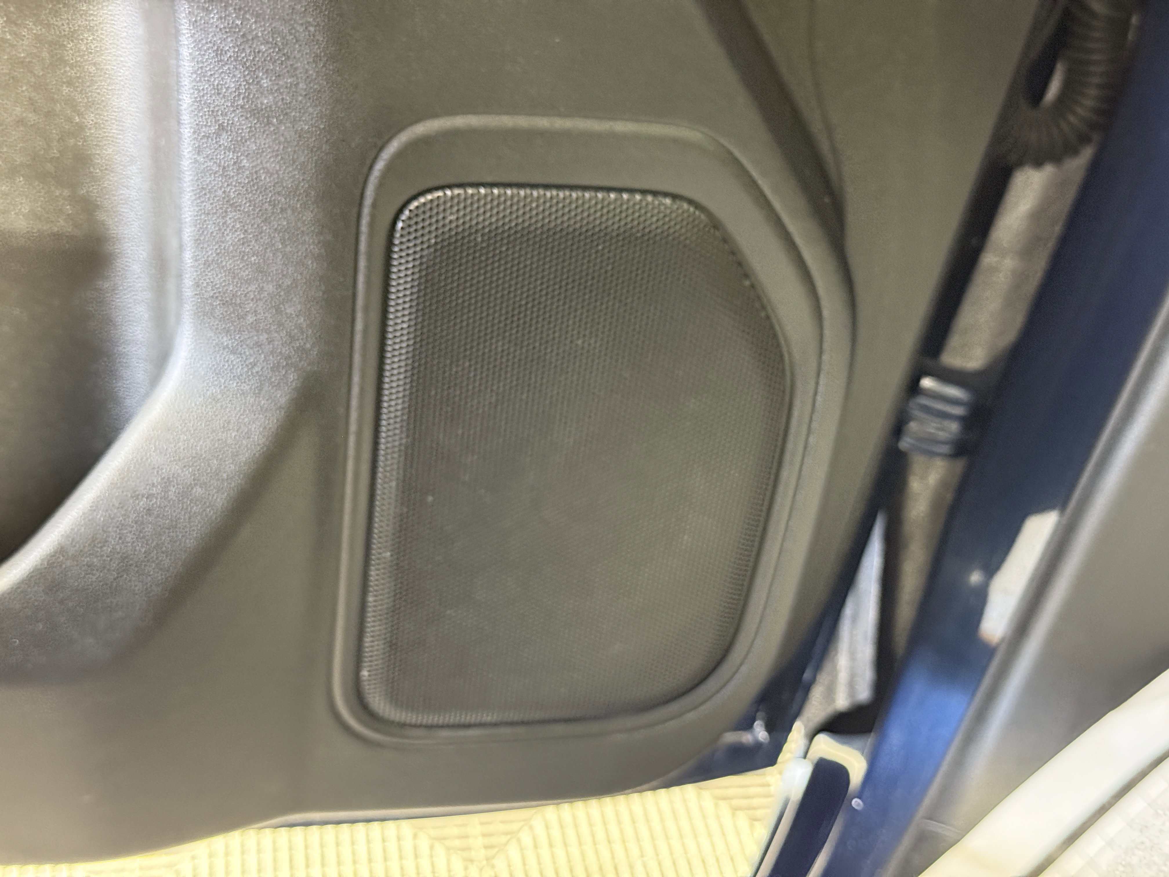 Used 2022 Chevrolet Silverado 1500 Custom w/ Safety Confidence Package image 16