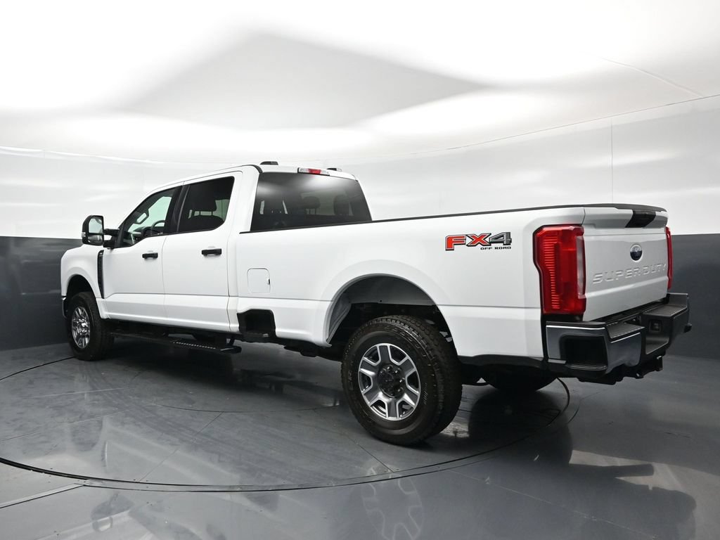 Certified 2025 Ford F350 XLT AWD/4WD image 7