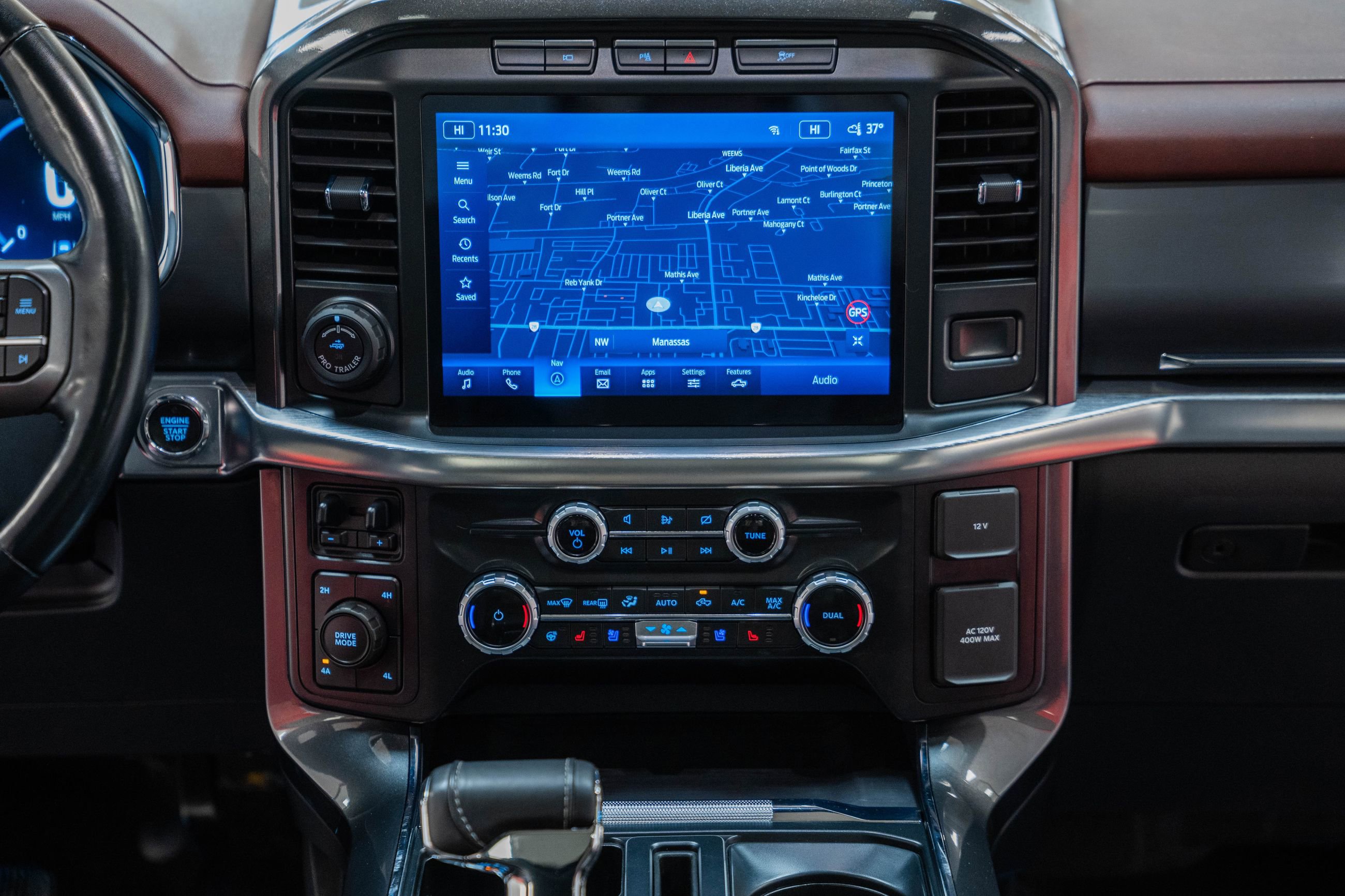 Certified 2022 Ford F150 Lariat w/ Equipment Group 502A High image 28