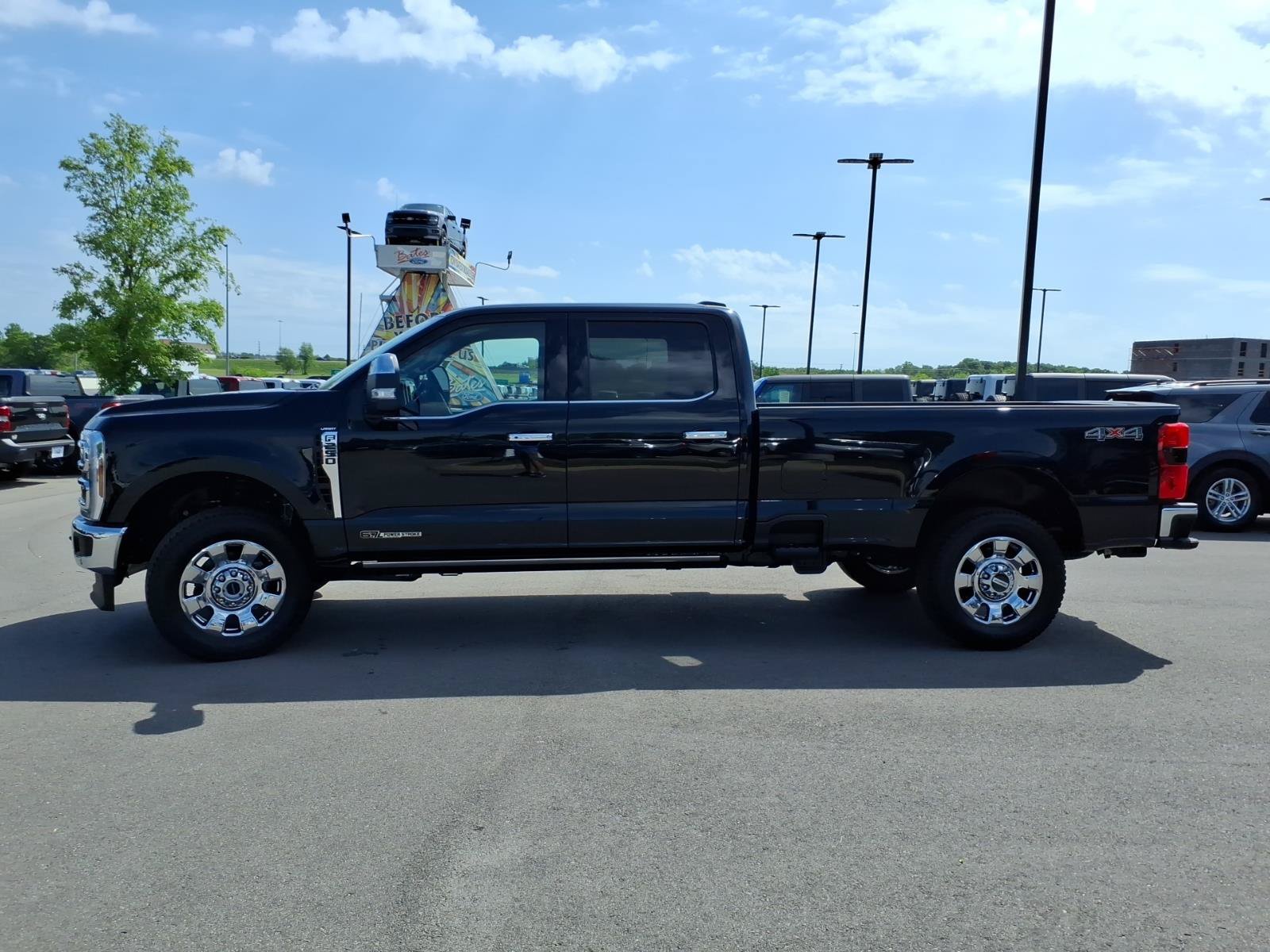 Certified 2026 Ford F250 Lariat w/ Lariat Ultimate Package AWD/4WD image 6