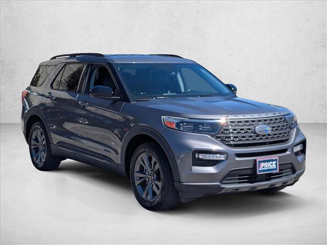 Certified 2022 Ford Explorer XLT w/ Equipment Group 202A RWD image 3