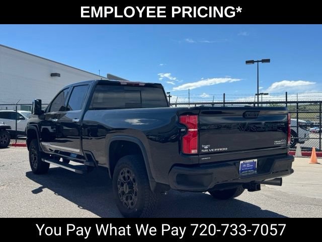 Used 2024 Chevrolet Silverado 3500 High Country AWD/4WD image 3