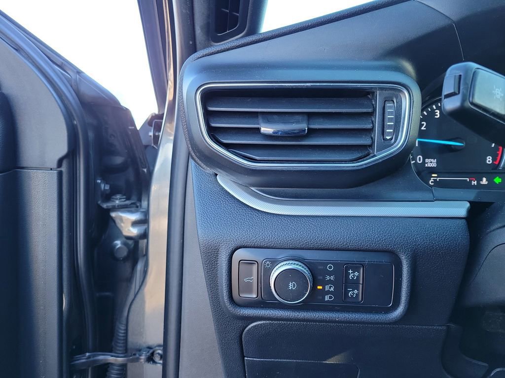 Certified 2020 Ford Explorer XLT w/ Equipment Group 202A image 21