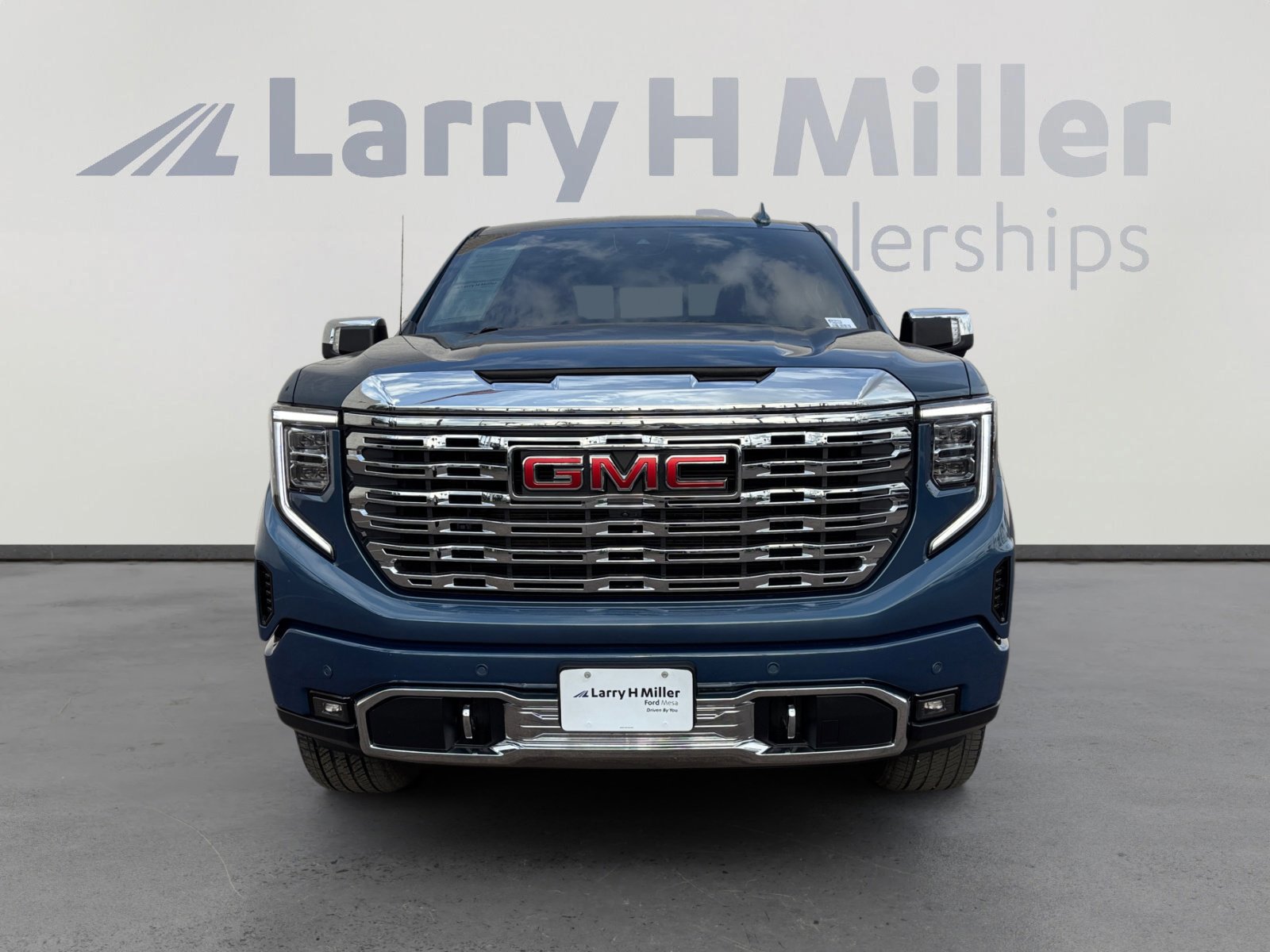 Used 2024 GMC Sierra 1500 Denali w/ Denali Reserve Package image 8