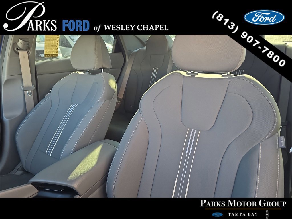 Used 2023 Hyundai Elantra SEL image 19