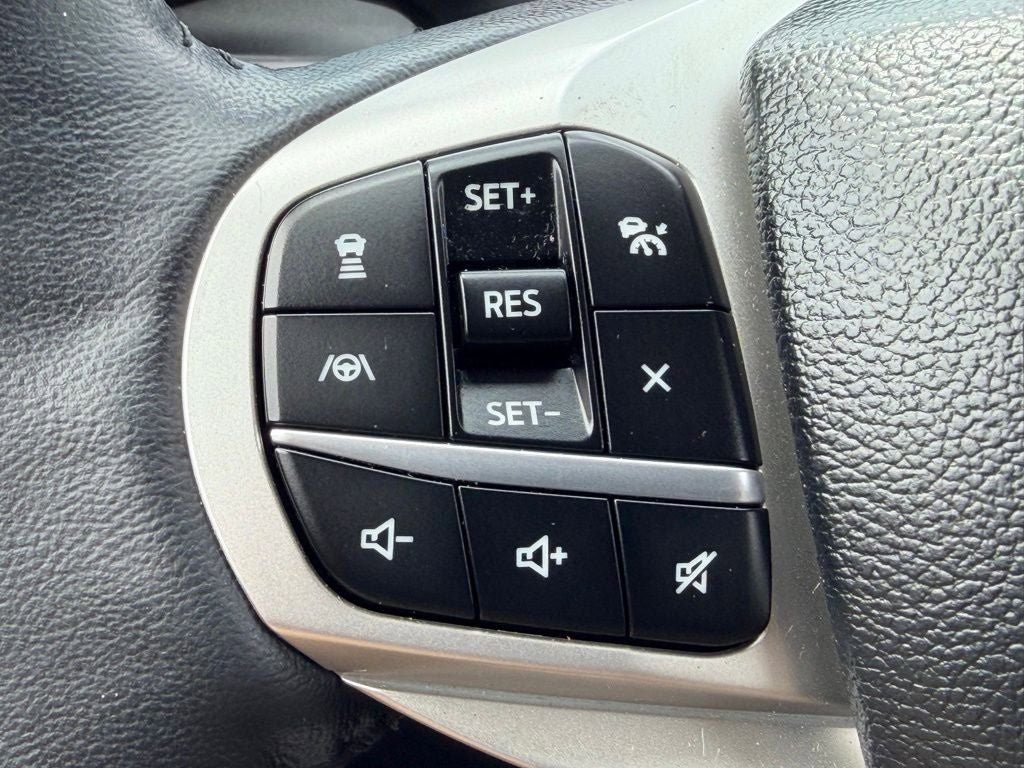 Certified 2023 Ford Explorer XLT w/ Equipment Group 202A RWD image 23