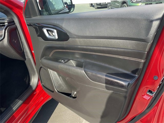 Used 2022 Jeep Compass Limited image 35