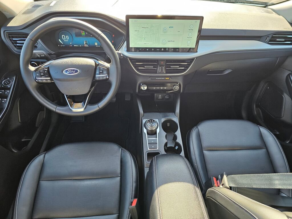 Certified 2025 Ford Escape Platinum AWD/4WD image 15
