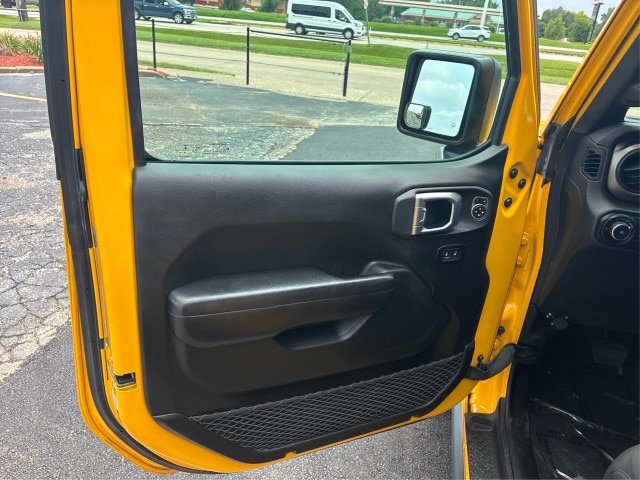 Used 2019 Jeep Wrangler Sport AWD/4WD image 16
