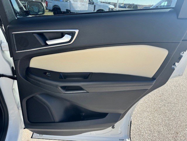 Certified 2024 Ford Edge SEL w/ Convenience Package image 31