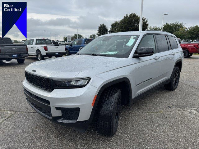 Used 2024 Jeep Grand Cherokee L Laredo