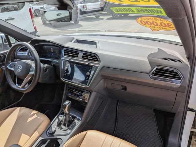 Used 2024 Volkswagen Tiguan SE AWD/4WD image 21