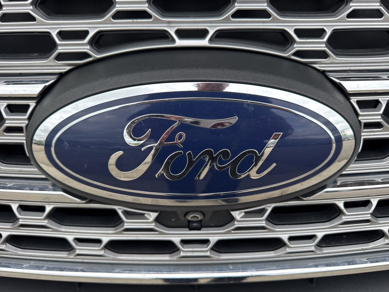 Certified 2020 Ford Explorer Limited w/ Class III Trailer Tow Package AWD/4WD image 13