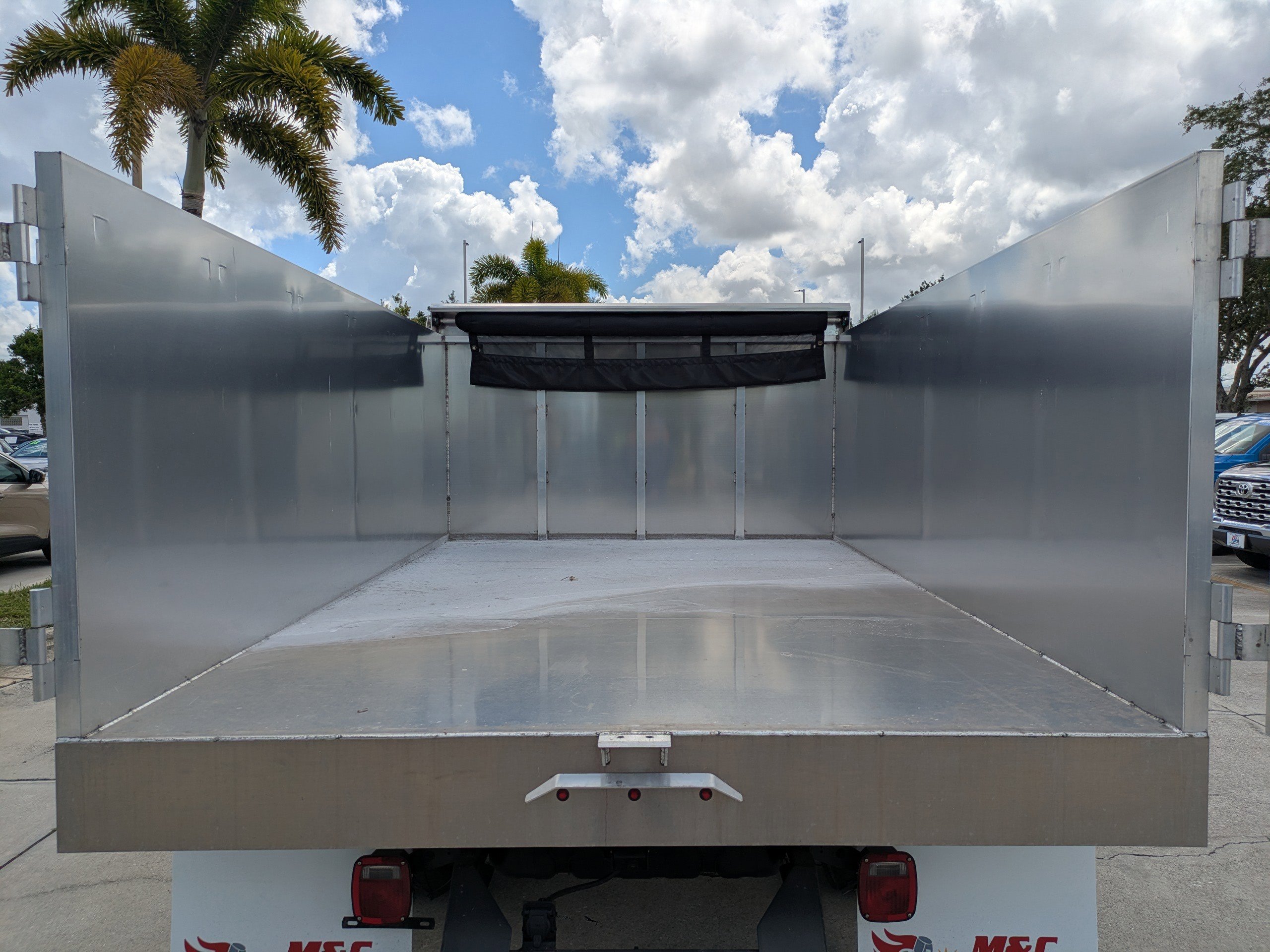 Certified 2024 Ford F550 4x4 Regular Cab Super Duty image 14